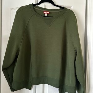 Target for HUNTER olive green sweater. Size 2xl.